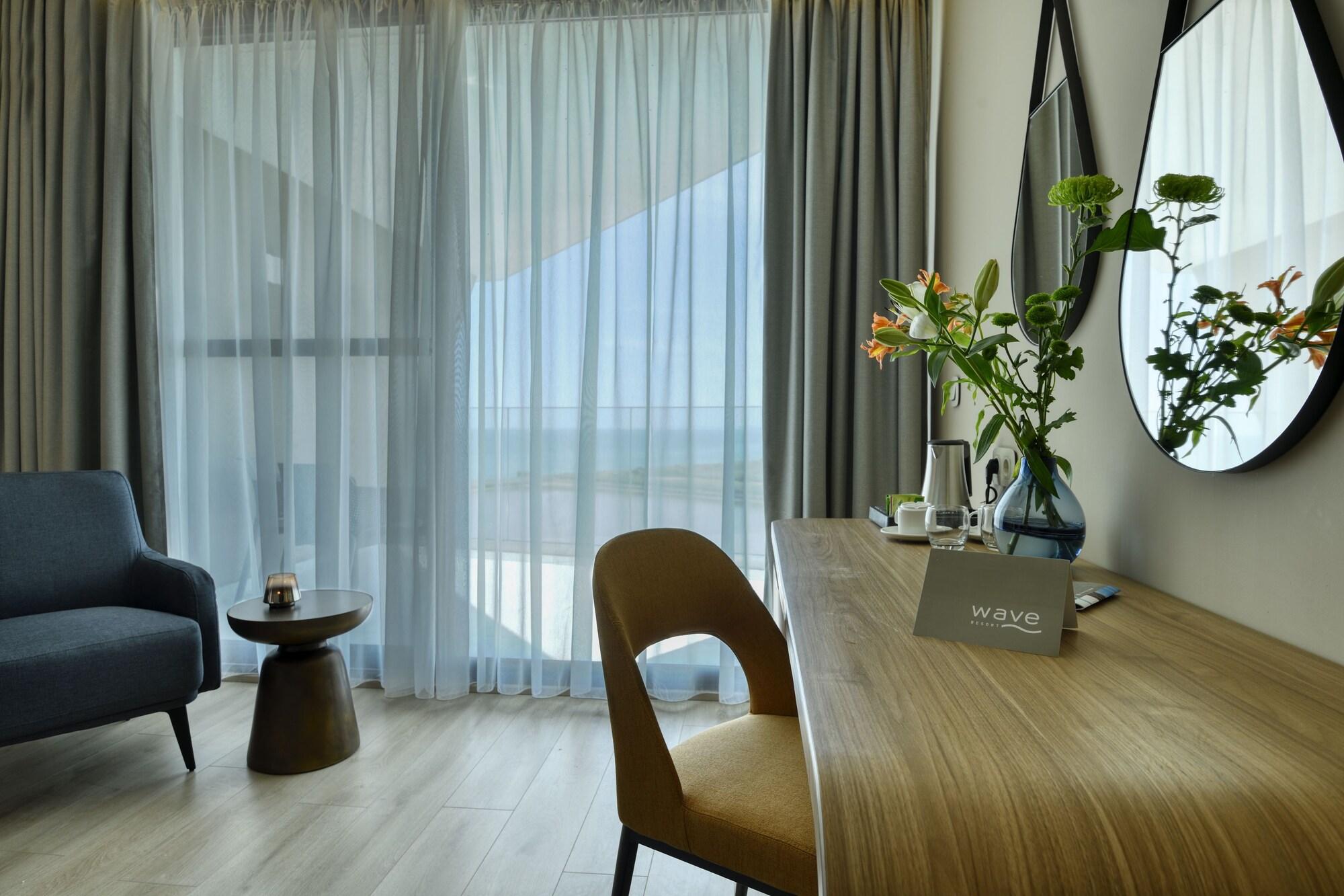 The Wave Pomorie